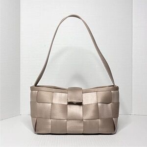 HARVEY’S The Original Seatbelt Bag